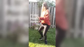 FRIDAY dance challenge #trending #viral #lookbook #ootd #dancechallenge #fridayvibes #2