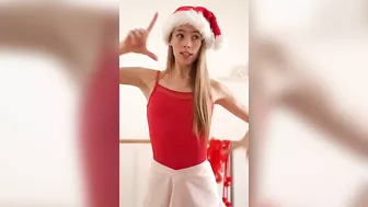 xmas version of this cute trend #girl #christmas #2