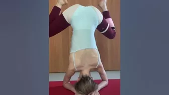 headstand queen #onlyfans #ballerina #flexible