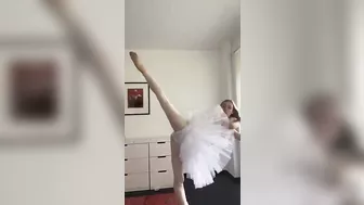 BFF #onlyfans #ballerina #flexible #4