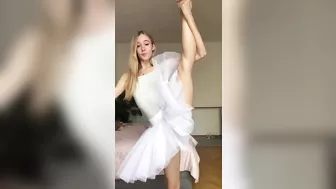 my all time fav sound #onlyfans #ballerina #flexible #3