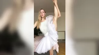 my all time fav sound #onlyfans #ballerina #flexible #4