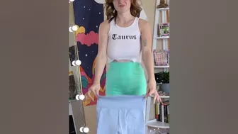 OnlyFans Model Reviews Booty Shorts | Ethereallovebug