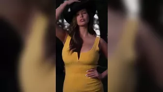 Glynnis Stuns in a Cowboy Hat! #4