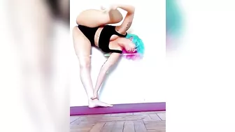 1 #tiktok #bigbank #bigbanktiktok #growyourchannel #viral #instagram #slowed #yoga #live #skirt №2 #4