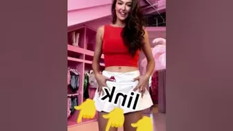 Tiktok Short Skirt Show