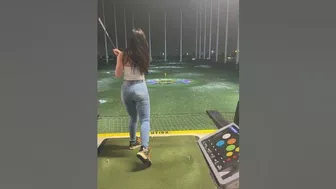 influencers at top golf be like