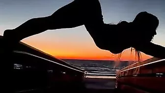 Silhouette Sunset Stretch! #stretching #yogagirl #flexibility #4