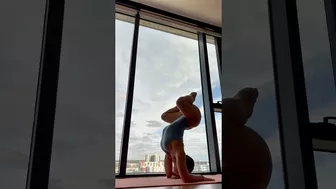 Yoga practice with a view! #stretching #yogagirl #flexibility