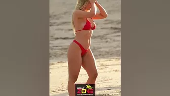 Stunning Blonde on the shore ????‍♀️????????️ | Boat Zone