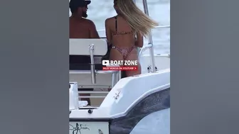 Tiger Bikini Beauty ????❤️‍???? Boat Zone